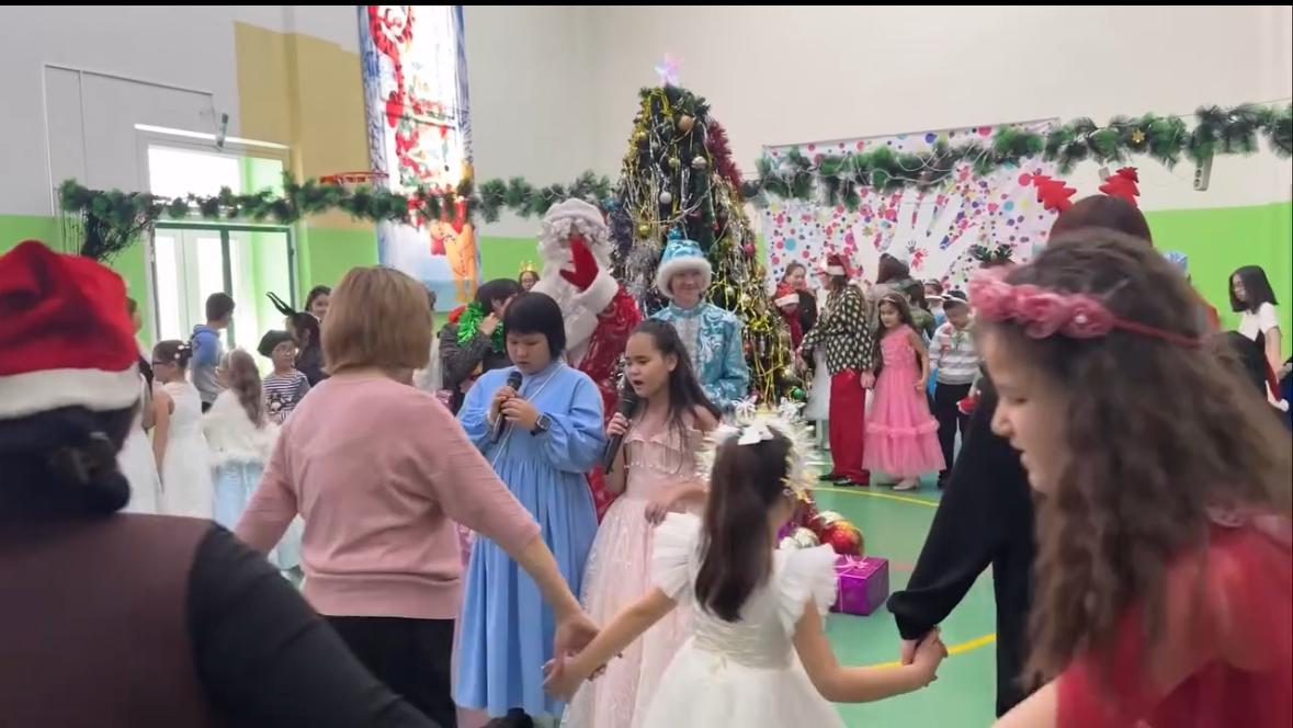 Жаңа жылдық хоровод